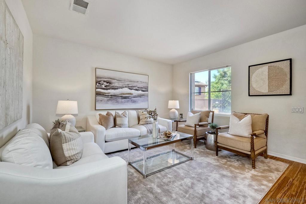 MLS #250036045SD img 4