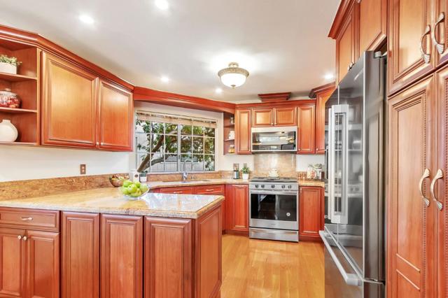 143 Viki Court, Scotts Valley CA: https://media.crmls.org/mediaz/f35c93cd-108b-4477-b881-516593235b34.jpg