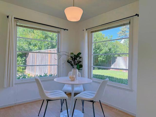 1031 Amarillo Avenue, Palo Alto CA: https://media.crmls.org/mediaz/f35d13a9-69e7-459e-ac4d-07d56fc2e904.jpg