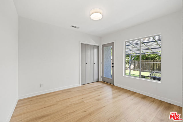 6644 Yolanda Avenue, Reseda CA: https://media.crmls.org/mediaz/f35db907-bb23-4ad6-8797-90b23f499f0f.jpg