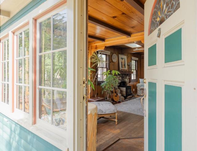 469 Evergreen Road, Pacific Grove CA: https://media.crmls.org/mediaz/f35e01b0-9dd9-451c-836b-a4c67c7ecbe5.jpg