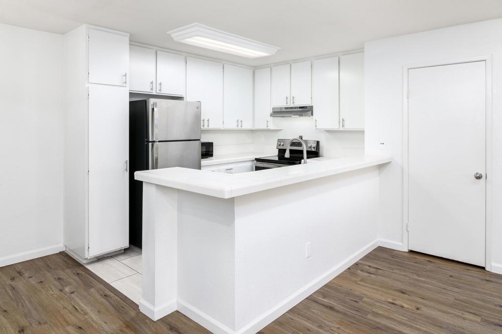9249 Village Glen Dr. - photo 14
