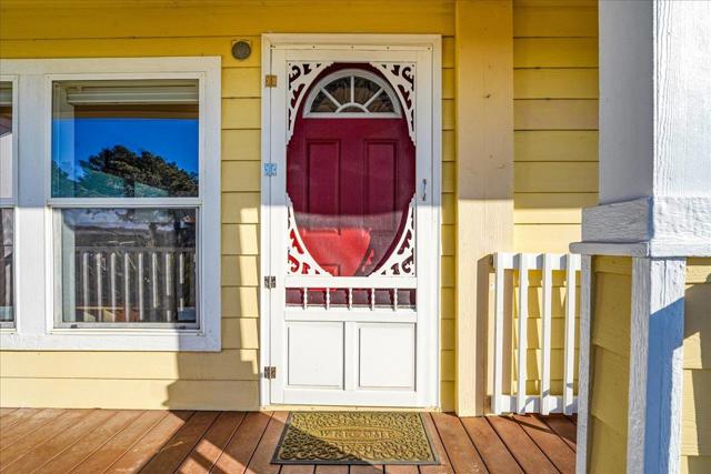 2395 Delaware Avenue, Santa Cruz CA: https://media.crmls.org/mediaz/f35e6fa2-4b74-4892-8e6e-ff49f1de9411.jpg