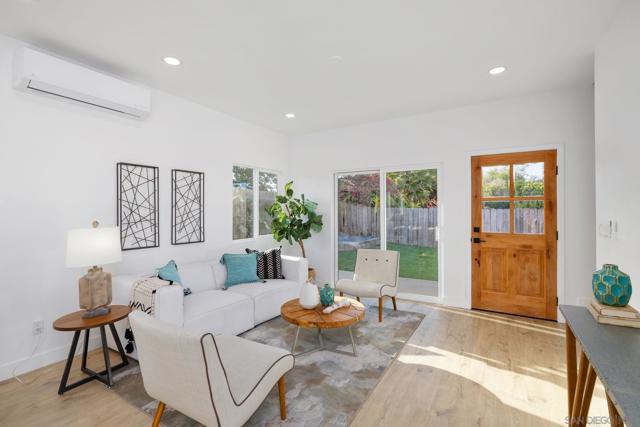 4626 4628 Derrick dr, San Diego CA: https://media.crmls.org/mediaz/f35f10b1-d20c-47cf-b77a-7efb5dbc7e97.jpg