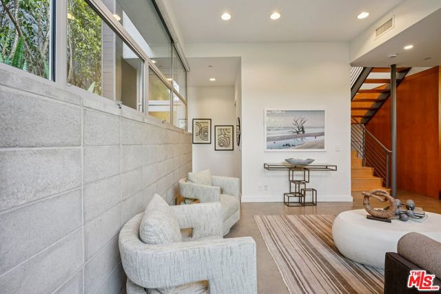 639 Pacific Street, A photo 7