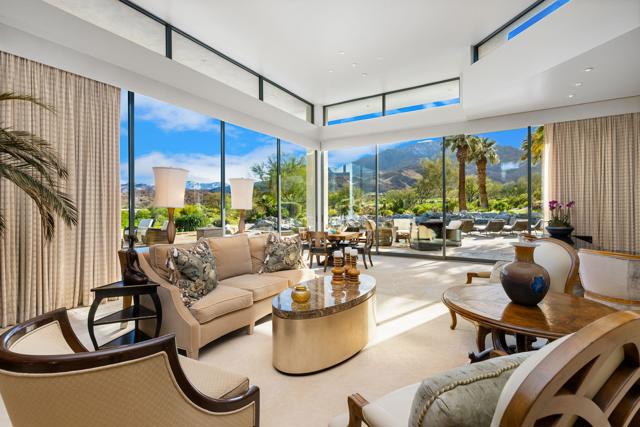 79235 Tom Fazio N Lane, La Quinta CA: https://media.crmls.org/mediaz/f3603145-a493-4569-b888-7fbab061ecd8.jpg