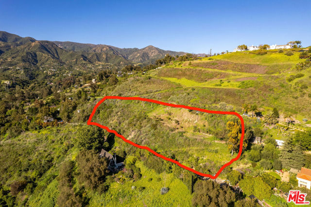 416 Ranchito Vista Road, Santa Barbara CA: https://media.crmls.org/mediaz/f3611b54-9c0d-445c-ae5d-6cb28607aa27.jpg