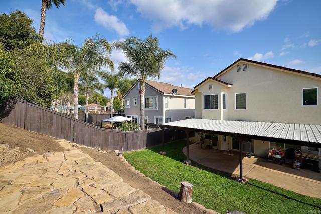 29720 Gracilior Drive, Escondido CA: https://media.crmls.org/mediaz/f361aef6-7bf9-44d1-811c-7f0293431764.jpg