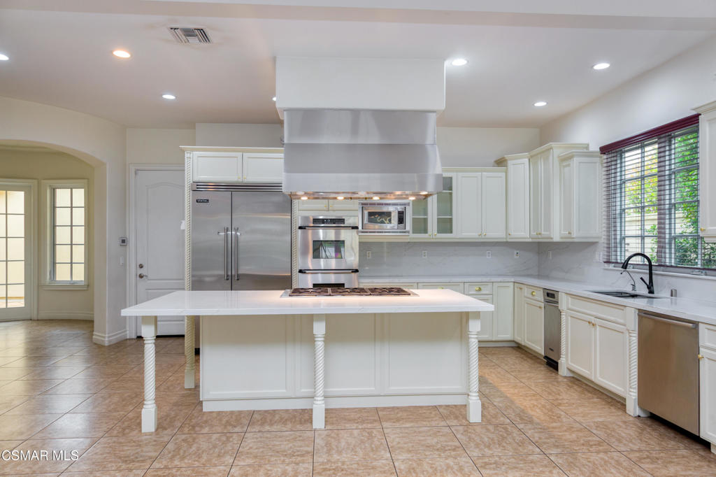 MLS #226001920 image #21