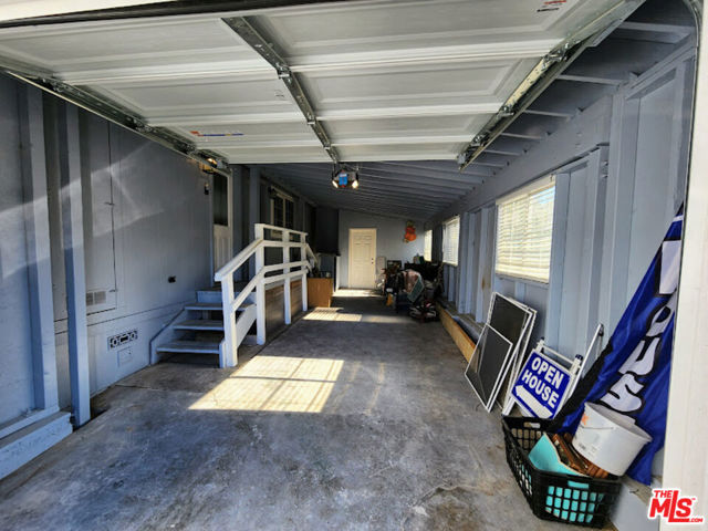 391 Montclair Drive, Big Bear City CA: https://media.crmls.org/mediaz/f3621f89-105c-46d1-a293-6e4d2648a71b.jpg