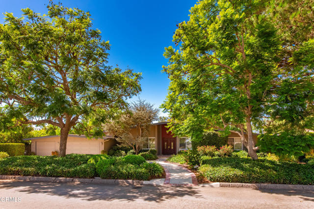 Detail Gallery Image 1 of 72 For 661 Valley Vista Dr, Camarillo,  CA 93010 - 5 Beds | 3 Baths