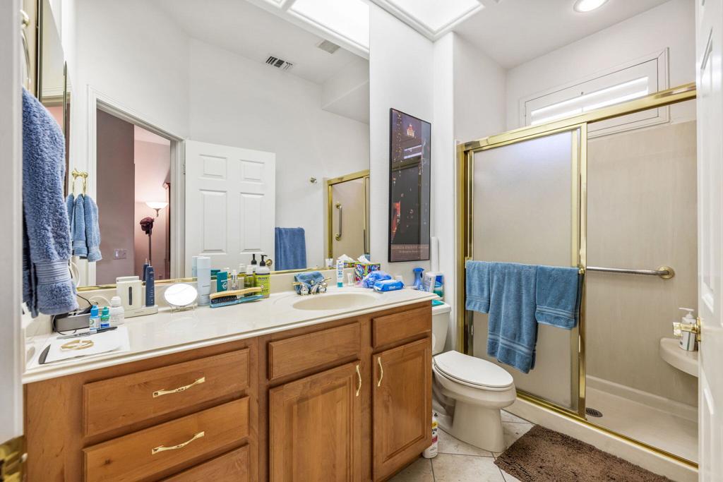 https://media.crmls.org/mediaz/f36282b0-85e2-4464-8ba1-c1a030fc3d58.jpg?preset=X-Large