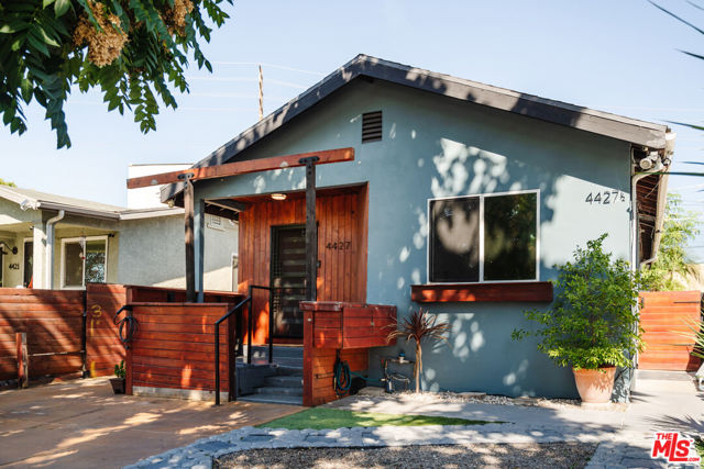 4427 Alumni Avenue, Los Angeles CA: https://media.crmls.org/mediaz/f3630a4c-256f-4e3a-8c3e-5c4c12f60378.jpg