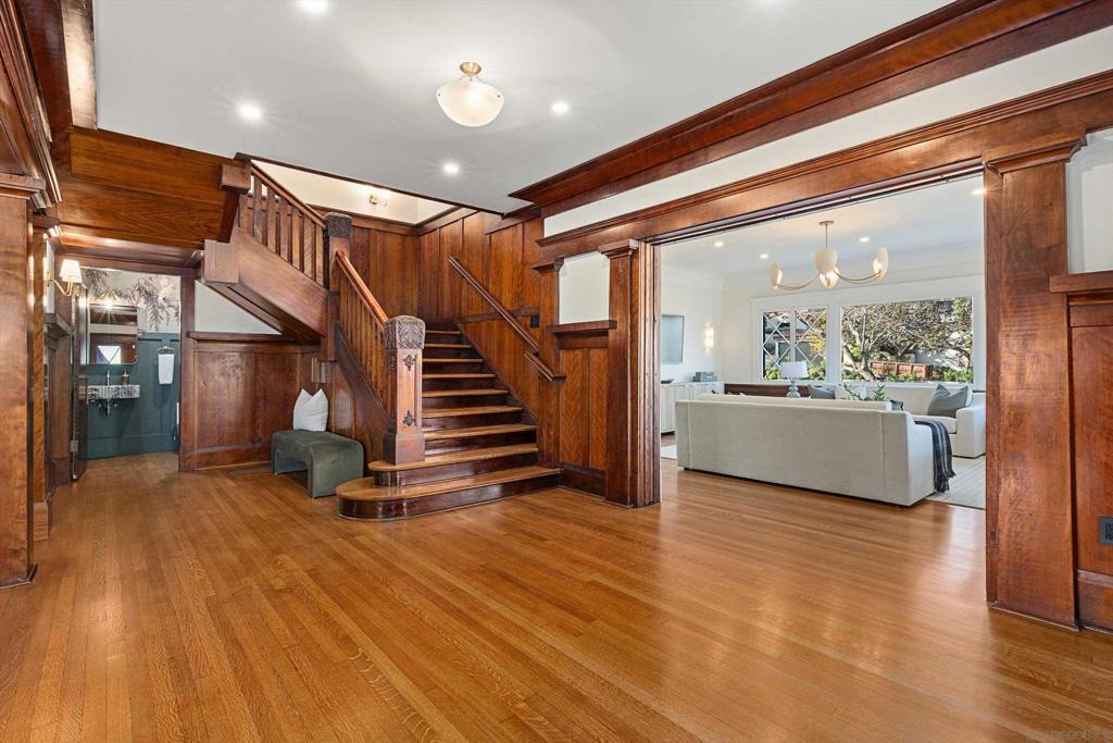 2274 Rosecrans - photo 11