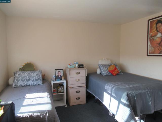 615 15Th St, Richmond CA: https://media.crmls.org/mediaz/f363f3a7-719b-4e0a-ba03-49987a1c46eb.jpg