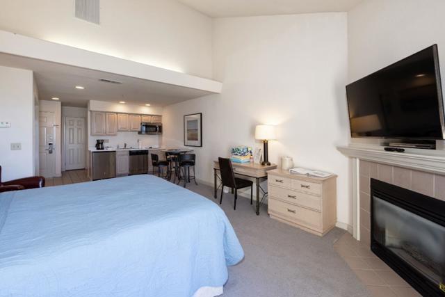 302 Seascape Resort Drive, Aptos CA: https://media.crmls.org/mediaz/f3644c74-0694-4a6a-9b2c-5b7b51f499d8.jpg