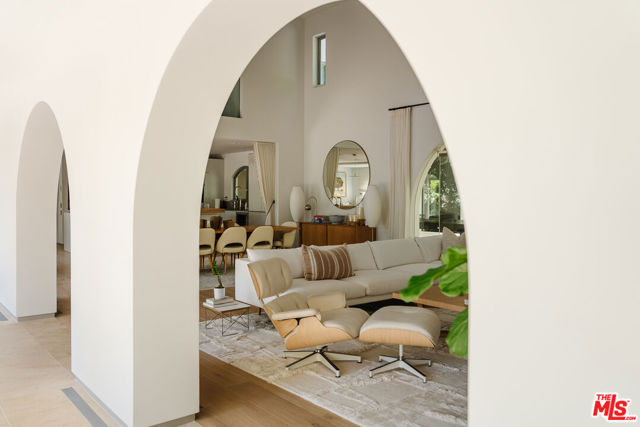 Drew Fenton | 14800 Corona Del Mar Pacific Palisades CA | MLS: 7412016