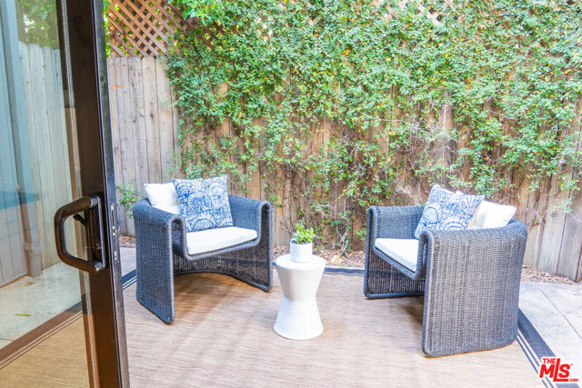 880 Hilldale Avenue, West Hollywood CA: https://media.crmls.org/mediaz/f3654d85-a545-4f6b-a218-ad5016bc0d52.jpg