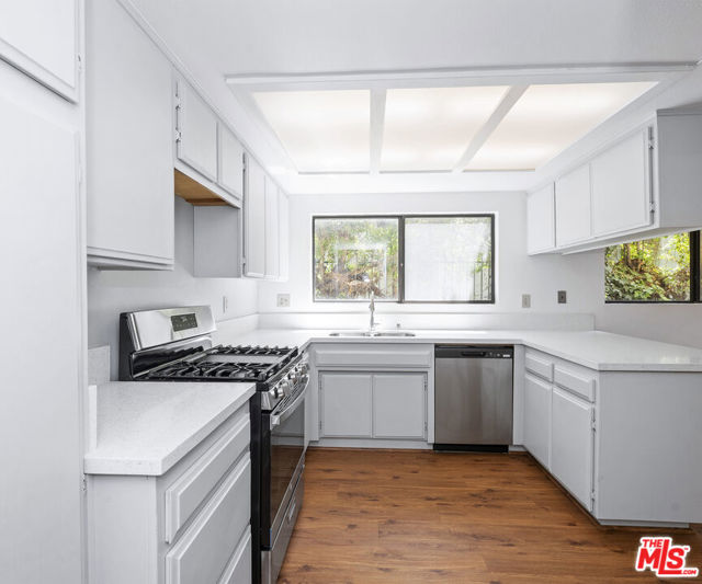 13211 Vanowen Street, North Hollywood CA: https://media.crmls.org/mediaz/f3659fd0-71e5-4c9b-bda9-b1ee80a31448.jpg