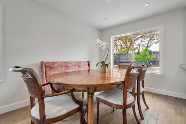 578 Seahorse Lane, Redwood City CA: https://media.crmls.org/mediaz/f3665422-52ae-4f83-9a30-a6772330f843.jpg