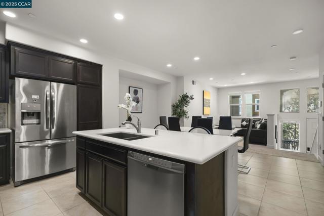 38976 Primula Ter, Newark CA: https://media.crmls.org/mediaz/f366e5b5-5e14-490c-b1ae-21878f3d6457.jpg