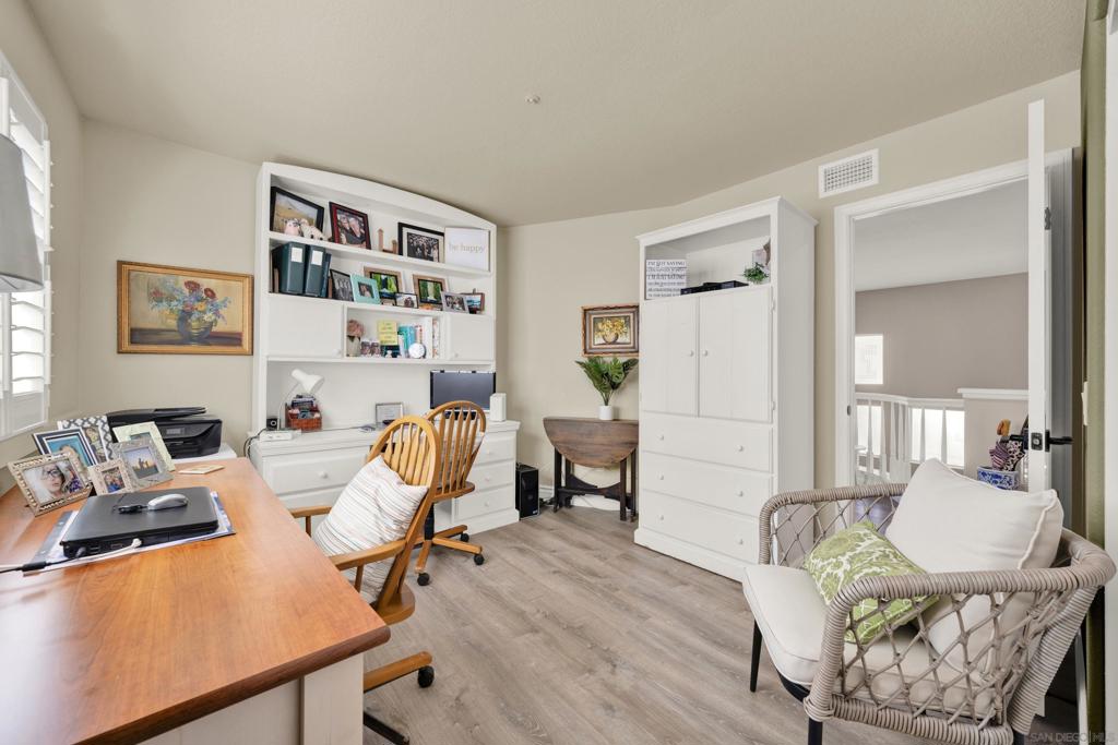 MLS #250041307SD image #36