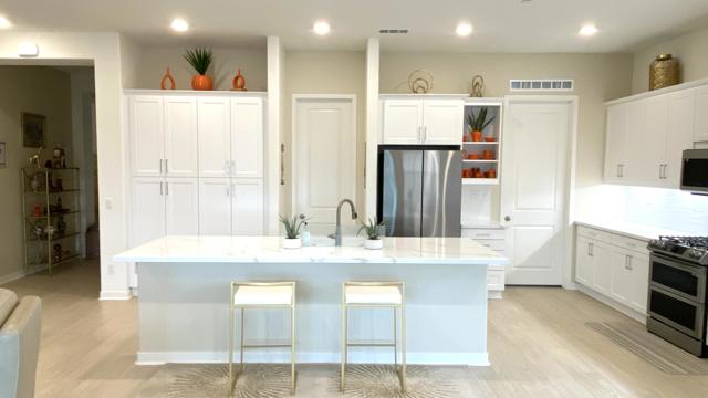 Image 11 of 42 For 3461 Via Leonardo