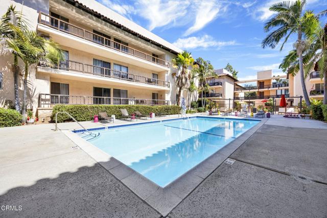 1127 E Del Mar Boulevard, Pasadena CA: https://media.crmls.org/mediaz/f36772d6-79c5-4629-b2d4-b41123d827a6.jpg