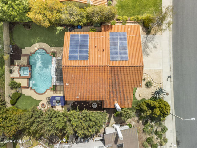 30836 Overfall Drive, Westlake Village CA: https://media.crmls.org/mediaz/f367d585-fc26-4acf-9182-f690471a9e64.jpg