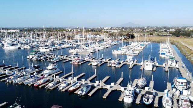 68 E Bonita Rd, Chula Vista CA: https://media.crmls.org/mediaz/f367dace-b249-48b9-8be7-eaa9f8f06445.jpg
