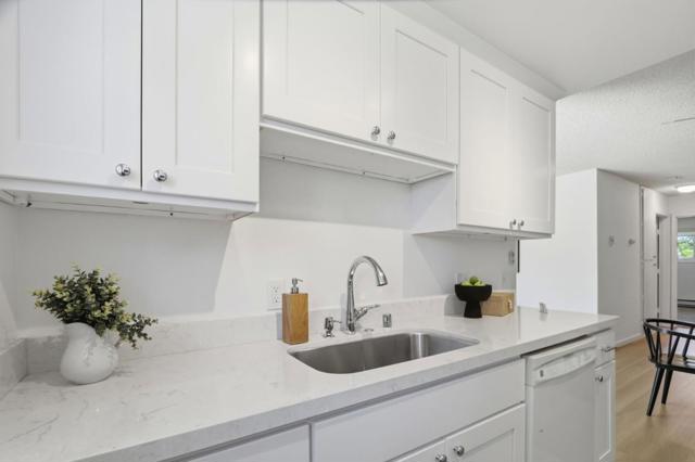 1085 Reed, Sunnyvale CA: https://media.crmls.org/mediaz/f3693d20-5ca3-4d00-867f-079a814edab7.jpg