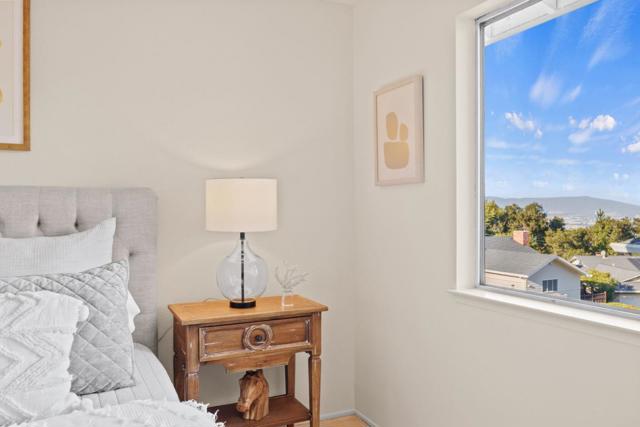 1250 Tuolumne Road, Millbrae CA: https://media.crmls.org/mediaz/f3699fd9-c8ca-4114-addc-bd1aa63c8e41.jpg