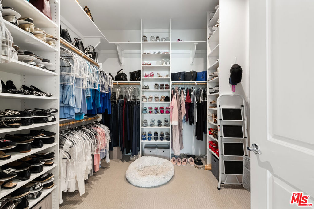 MLS #25615411 image #17