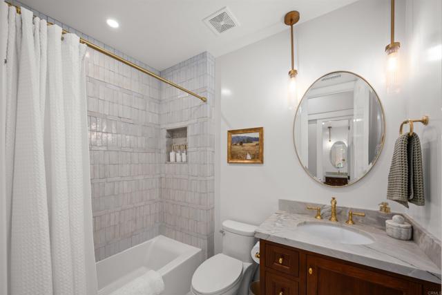 Detail Gallery Image 20 of 21 For 634 Shasta Drive, Encinitas,  CA 92024 - 5 Beds | 4/1 Baths