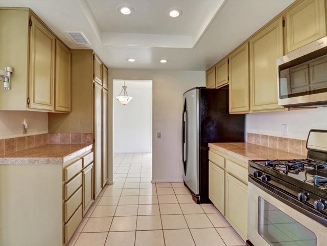 35738 Calle Montigo, Cathedral City CA: https://media.crmls.org/mediaz/f36bc6cf-85ee-495d-afbe-cf52c71c96ce.jpg