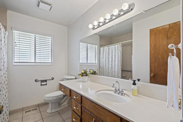 1500 Sunset Drive, Hollister CA: https://media.crmls.org/mediaz/f36bfb05-cf51-4533-ba45-eb0be2096da3.jpg