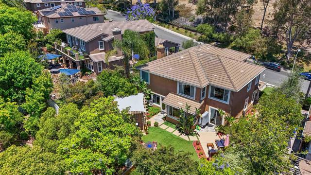 10286 Walnutdale St, San Diego CA: https://media.crmls.org/mediaz/f36c09b1-9d77-477f-a8c3-82efb4363834.jpg