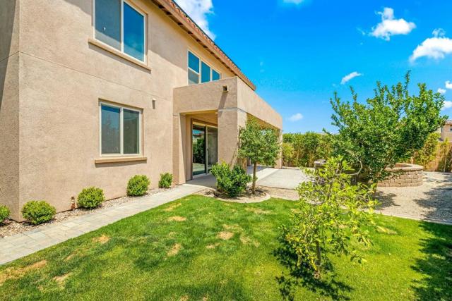 35551 Luna Court, Palm Desert CA: https://media.crmls.org/mediaz/f36c9b19-8cff-4ffd-8dd1-5c57045777c3.jpg