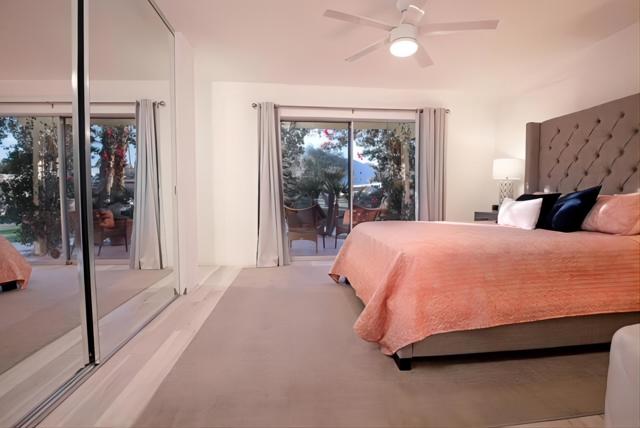 71 Westlake Circle, Palm Springs CA: https://media.crmls.org/mediaz/f36cad3a-2ec7-4725-a54b-bfa5397d5587.jpg