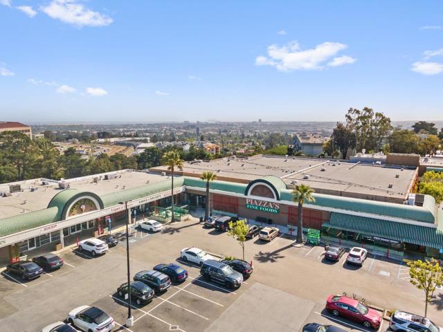 1243 Homewood Avenue, San Mateo CA: https://media.crmls.org/mediaz/f36cc6f0-d5f6-4bf8-bc33-dfe2ad375961.jpg