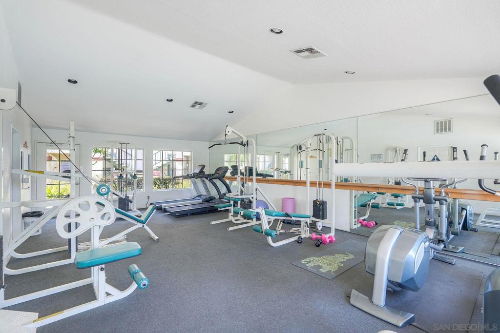 10872 Sabre Hill Drive - photo 14