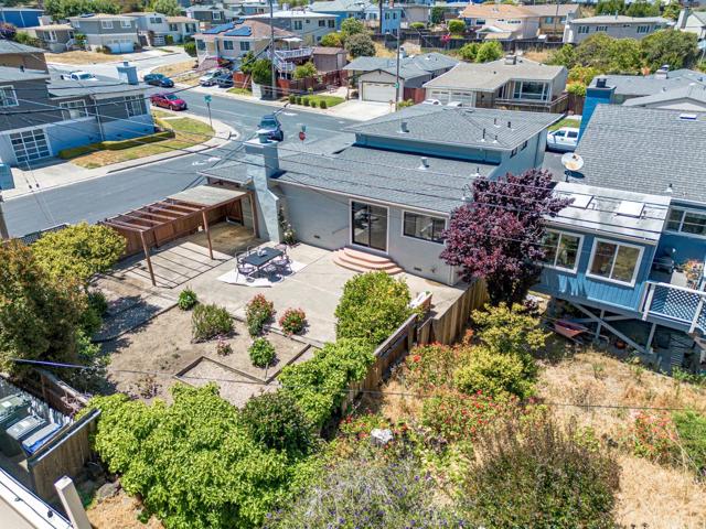 381 Granada Drive, South San Francisco CA: https://media.crmls.org/mediaz/f36cd576-9d99-4bca-8e87-18b734f4695d.jpg