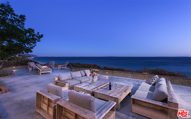28028 SEA LANE Drive, Malibu CA: https://media.crmls.org/mediaz/f36d09cc-9564-4e3d-98be-2aebbb481e98.jpg