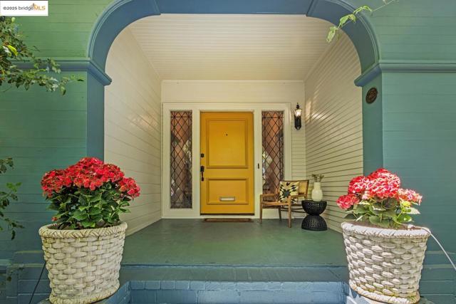 765 University Ave, Palo Alto CA: https://media.crmls.org/mediaz/f36dcd86-3387-4a43-93dc-82697a656bd3.jpg
