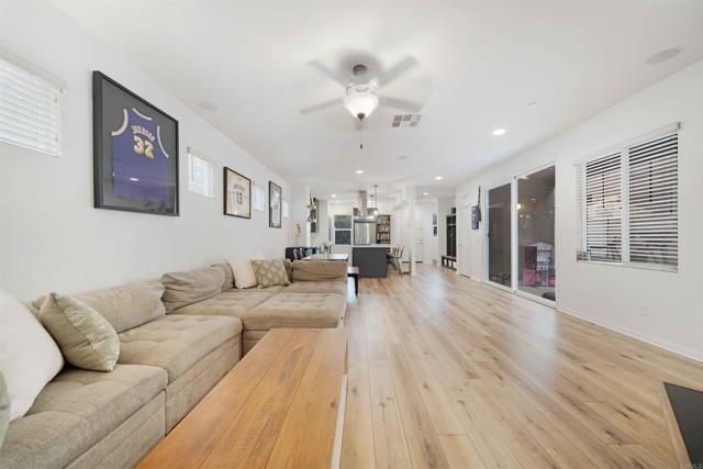 Detail Gallery Image 13 of 34 For 1260 Pershing Rd., Chula Vista,  CA 91913 - 4 Beds | 2/1 Baths