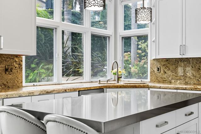 9703 Keeneland Row, La Jolla CA: https://media.crmls.org/mediaz/f36fe0e1-1bc9-401b-83a1-1831dec8fd63.jpg