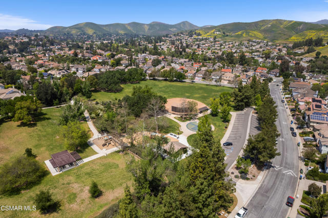 29725 Windsong Lane, Agoura Hills CA: https://media.crmls.org/mediaz/f3714ed2-01f8-4dfd-9e39-0e21286fc4a3.jpg