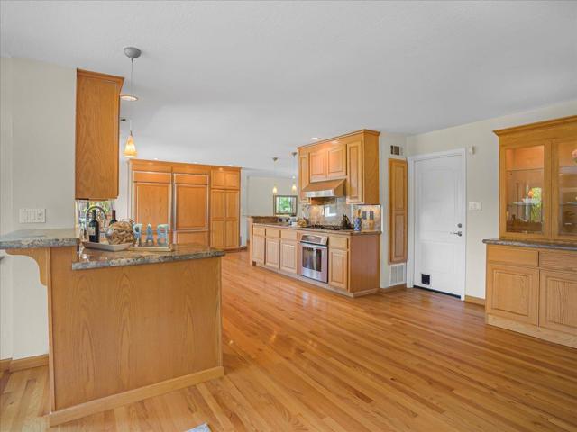 10623 Glenview Avenue, Cupertino CA: https://media.crmls.org/mediaz/f37186dc-f437-44b2-b037-6d2b06cfaba7.jpg