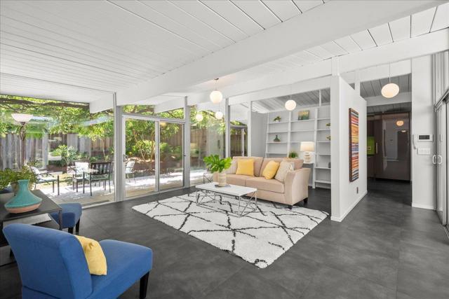 594 W Remington Drive, Sunnyvale CA: https://media.crmls.org/mediaz/f371986e-3c86-476d-a248-d004efc7b832.jpg