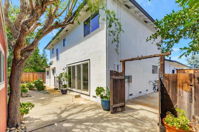 4765 Corrales Drive, San Jose CA: https://media.crmls.org/mediaz/f371add7-7491-4d19-9482-851df59724a5.jpg